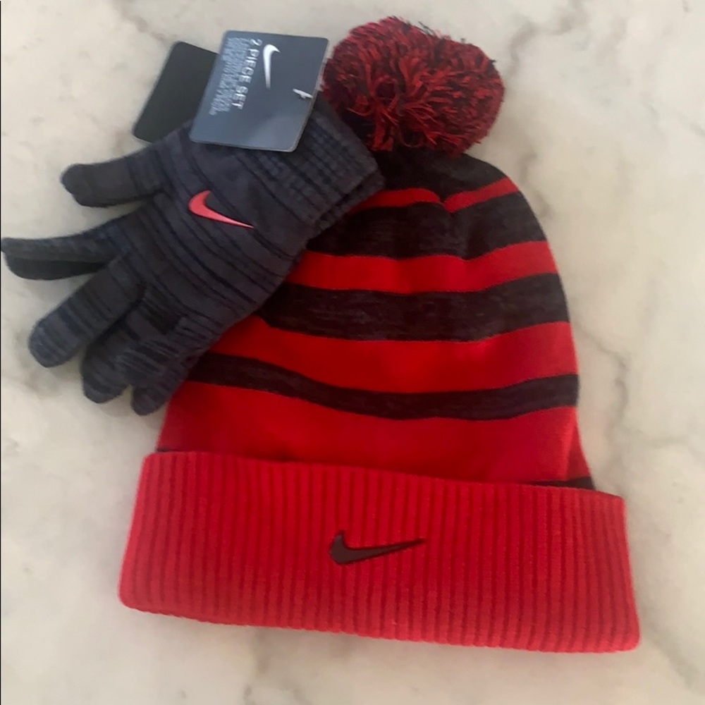 COPY - Boys Nike hat and glove set